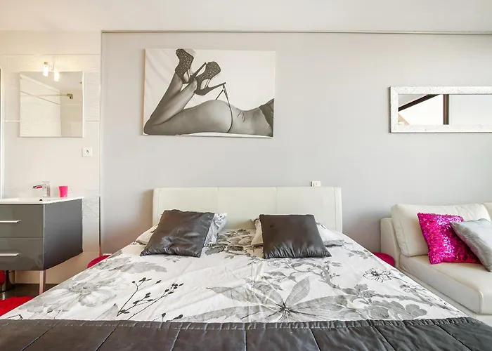 Full Moon Heliopolis Агд